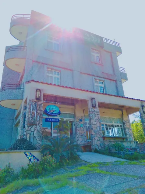 Riverside B&B - Image 1