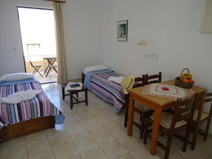 Two Three Bedroom Apt- Sea View Swimming Pool - Rom