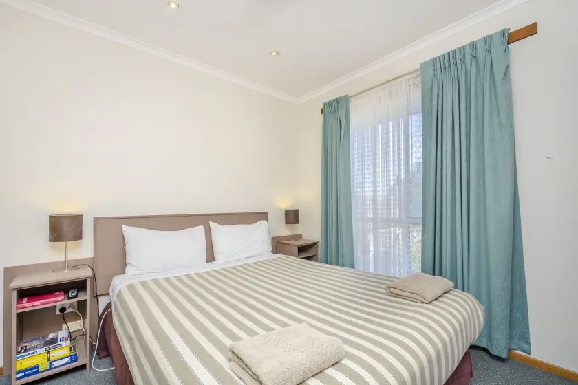 Werribee Motel and Apartments - Image 1