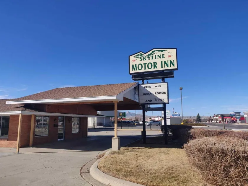 Skyline Motor Inn - Image 1