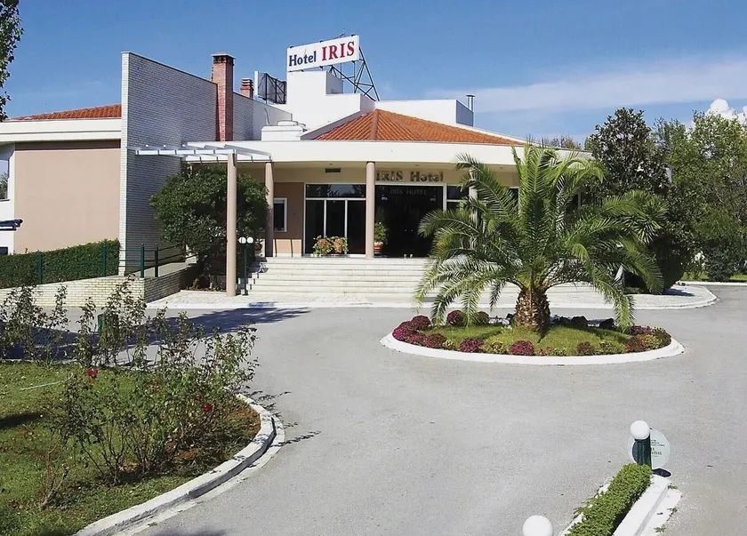 Iris Hotel - Image 1