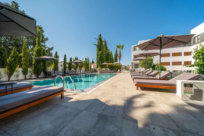 Silver Park by Deserve - Image 1