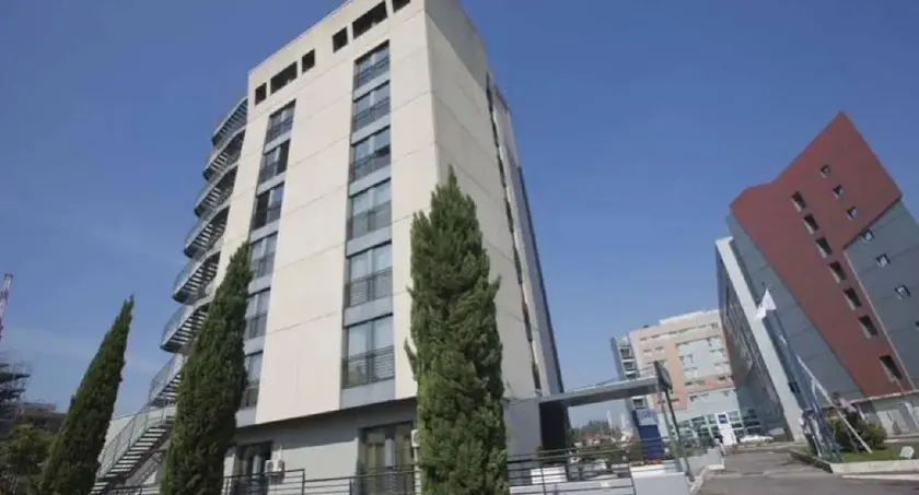 GP Hotel - Image 1