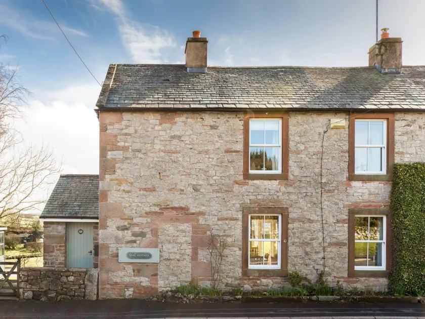 Stag Cottage - Image 1