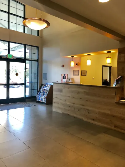 Country Inn & Suites by Radisson, San Jose International Airport, CA - Lobby
