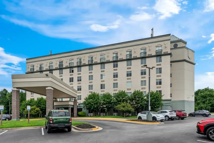 Comfort Inn Largo-Washington DC East - Image 1