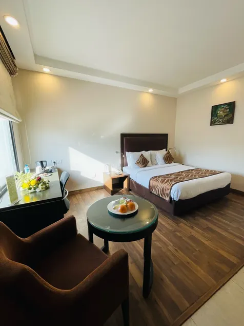 Vibe By The LaLiT Traveller - Image 1