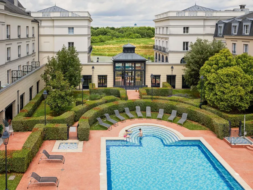 Hipark by Adagio Serris - Val d'Europe - Image 1