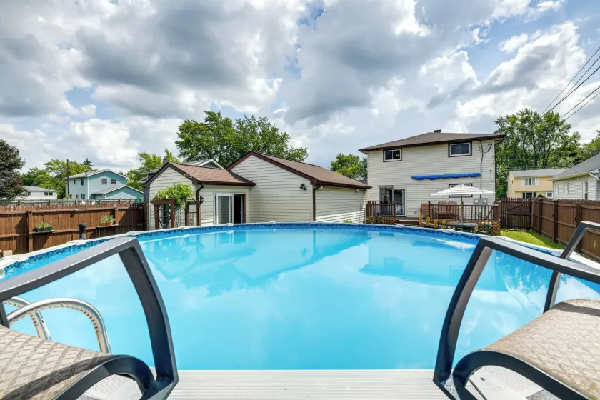 Central Apt in Cheektowaga w/ Private Deck! - Image 1