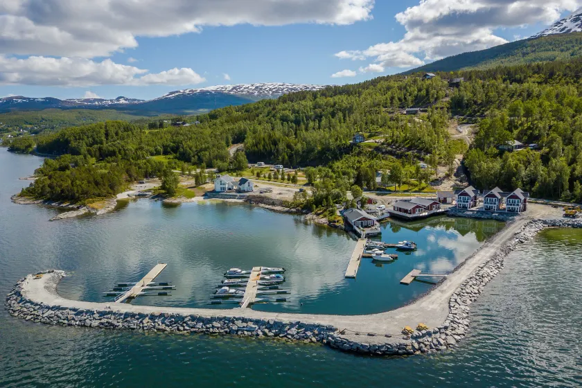Garsnes Brygge - Image 1