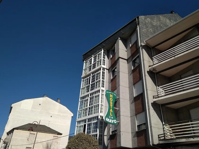 Hostal Mayo - Image 1