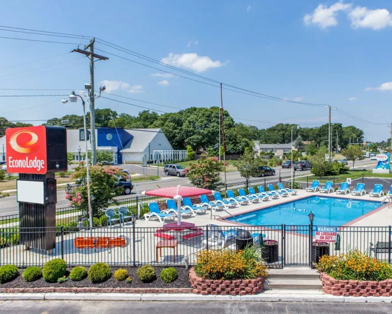 Econo Lodge Somers Point - Image 1