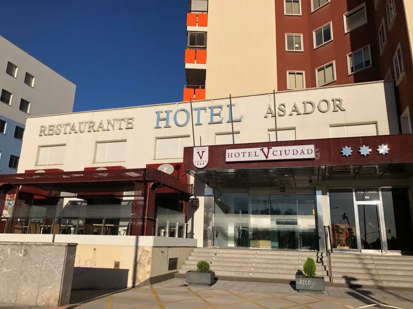 HOTEL V.CIUDAD - Image 1