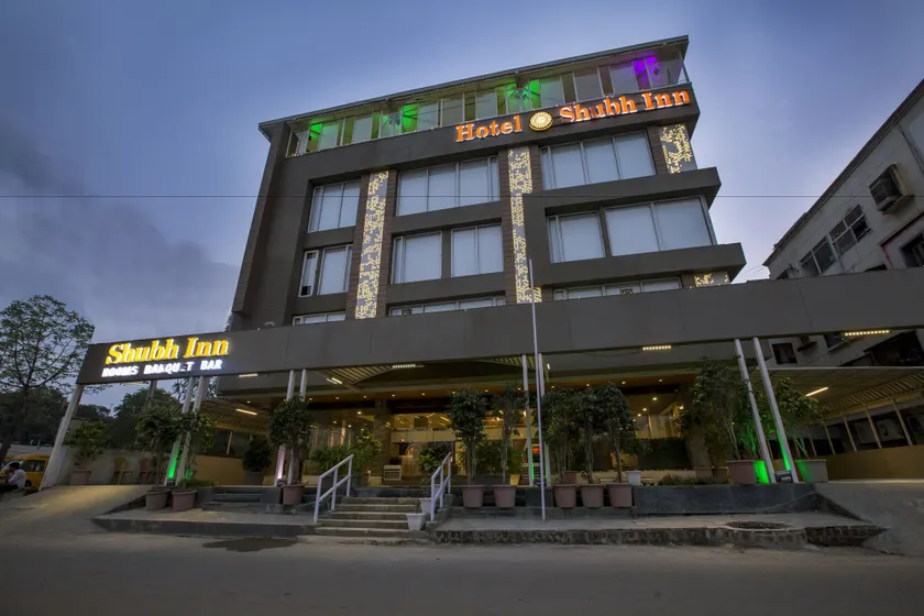 Hotel Shubh Inn - Image 1