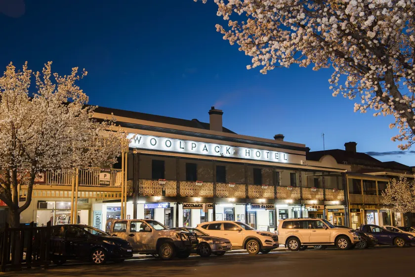 The Woolpack Hotel - Image 1