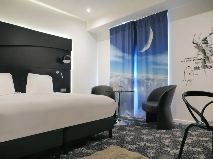 Comfort Hotel Centre Del Mon - Image 1