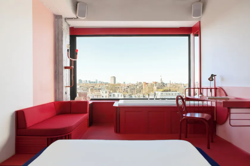 Volkshotel - Image 1