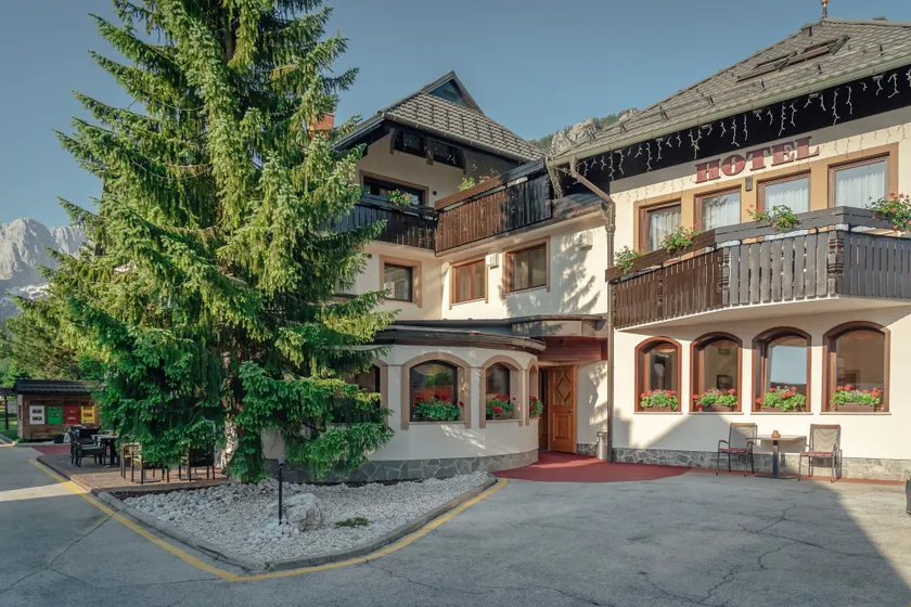 Garni Hotel Miklič - Image 1