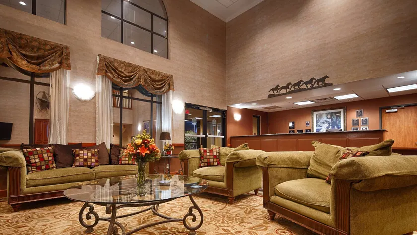 Best Western Plus Graham Inn - Image 1