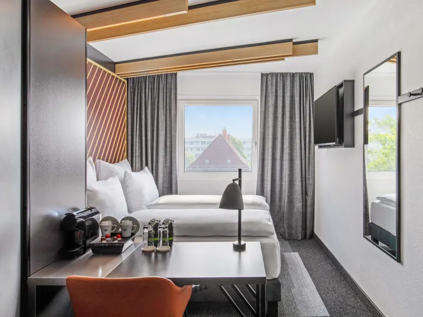 B&B Hotel Hamburg-Airport - Image 1