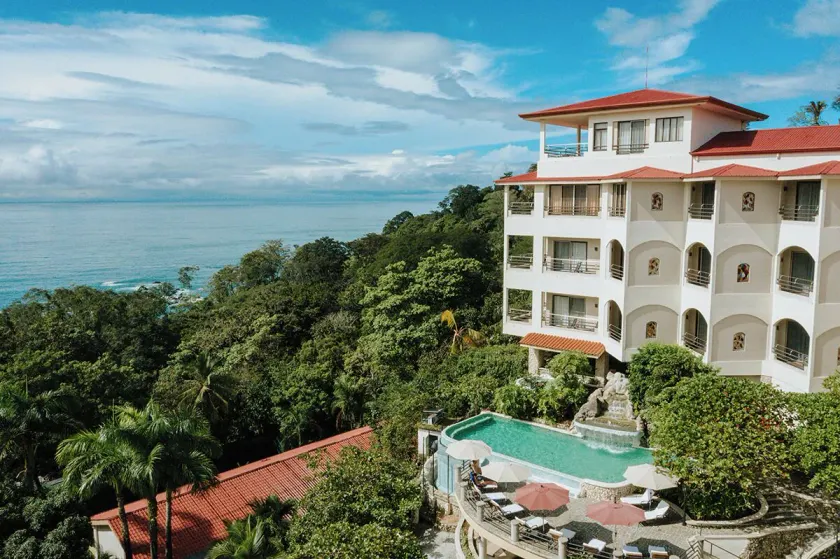 Vista Suites at Parador - Adults Only - Image 1