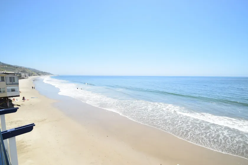 Malibu Private Beach Apartments - Image 1