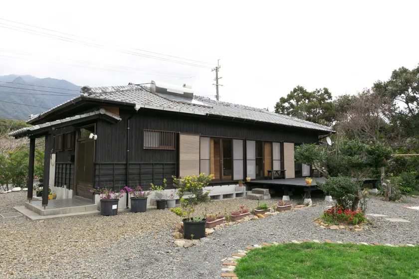 Hirauchi Hot Spot - Image 1