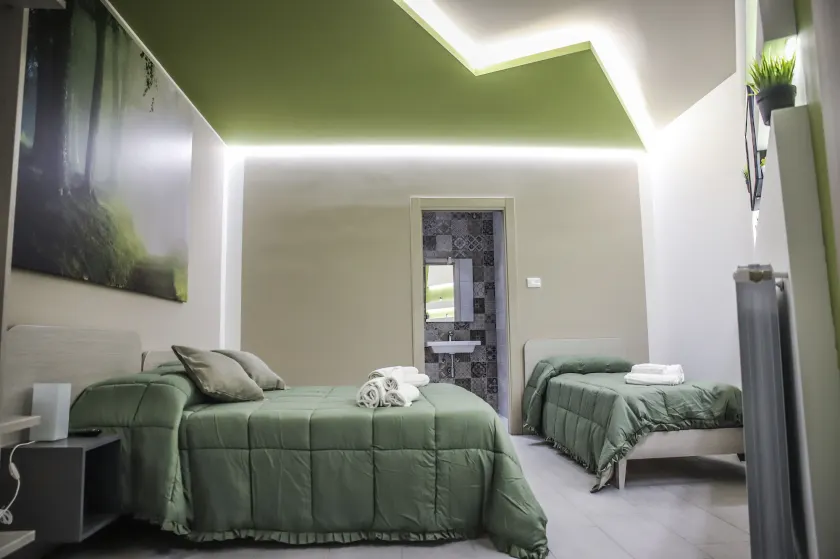 URBAN RELAX - Image 1