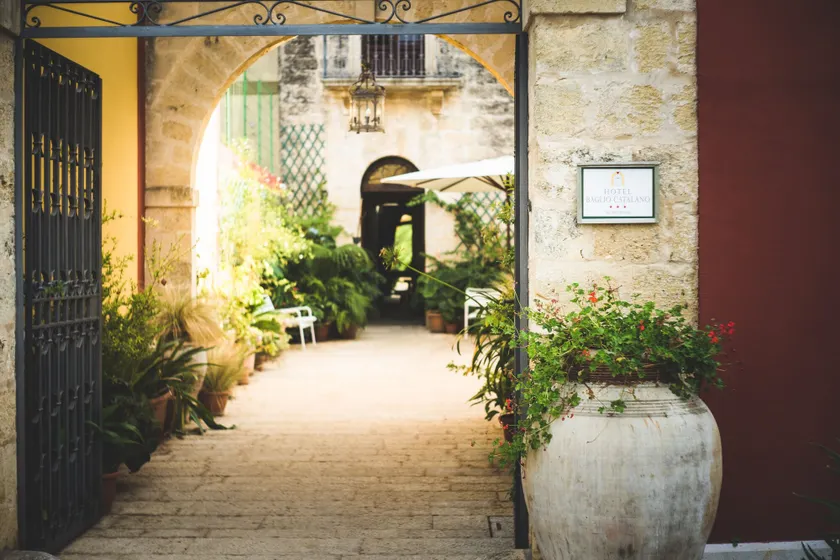 Hotel Baglio Catalano - Image 1