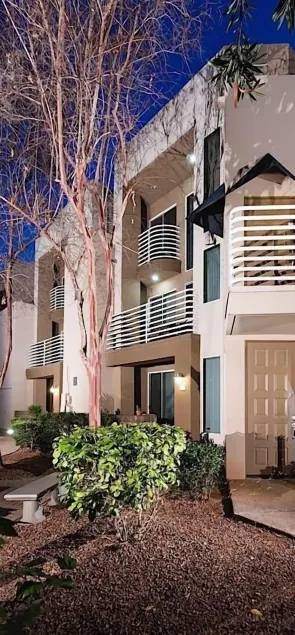 Phoenix Palms By Signature Vacation Rentals - Image 1