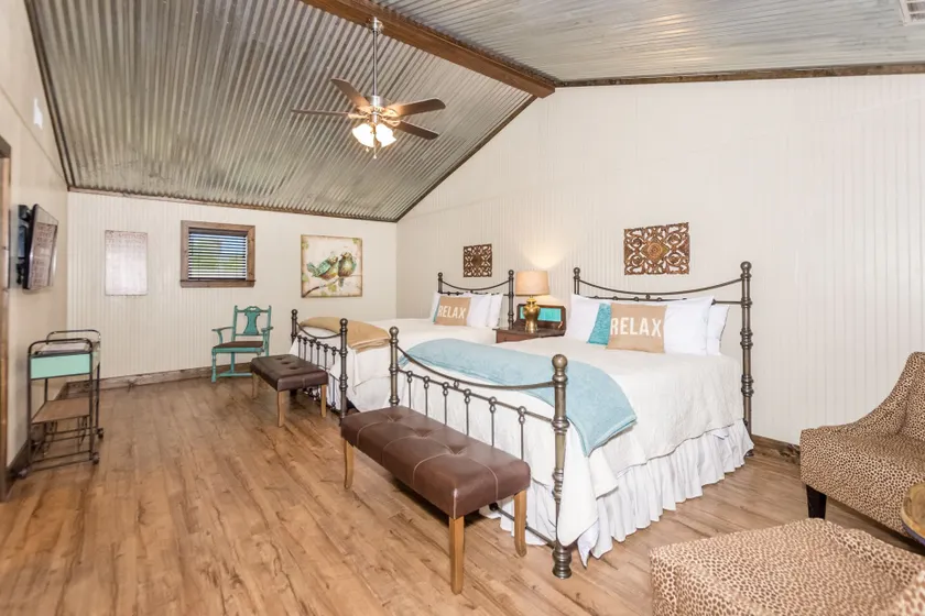 Vineyard Trail Cottages- Adults Only - Image 1