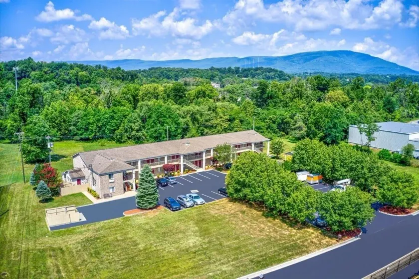 Affordable Corporate Suites of Salem - Image 1