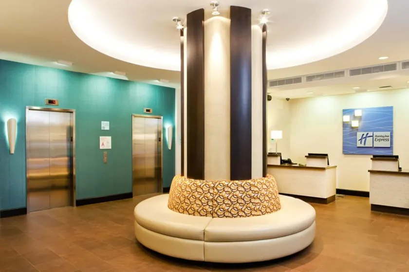 Holiday Inn Express - Times Square South by IHG - Image 1