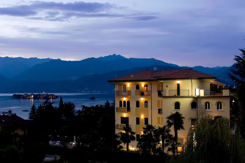 Hotel Flora - Image 1