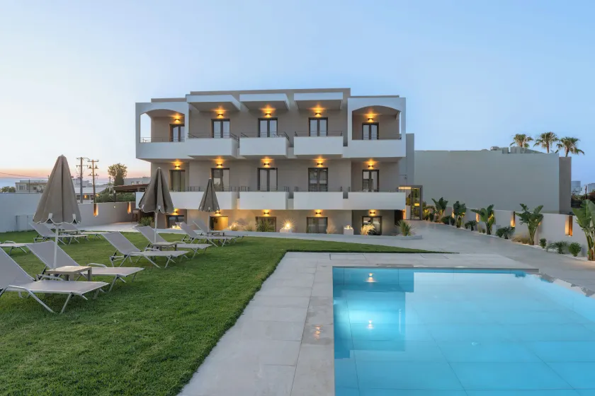 Pinelopi Hotel - Image 1