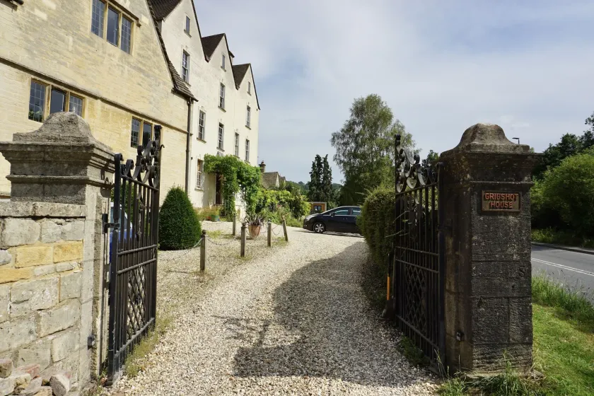The Coach House and The Stable - Image 1