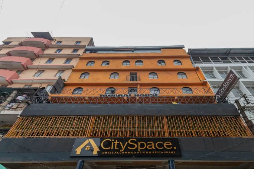City Space Hotel - Image 1