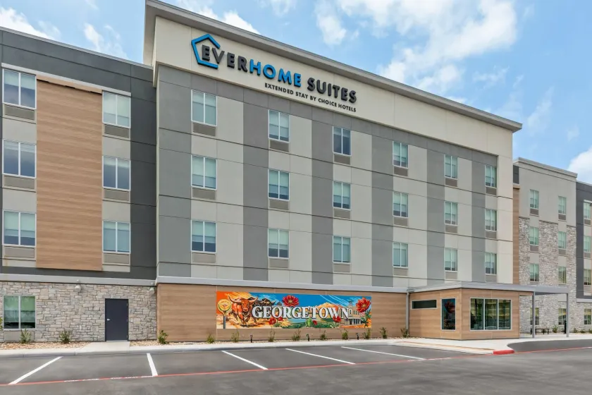 Everhome Suites Georgetown - Austin - Image 1