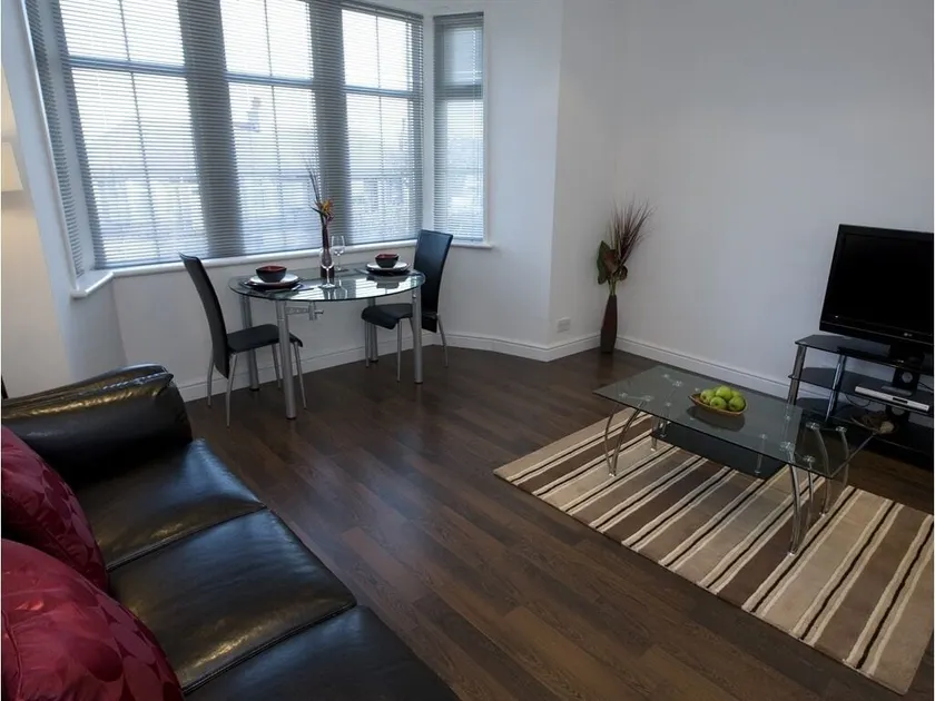 Aberdeen Serviced Apartments - The Lodge - Image 1