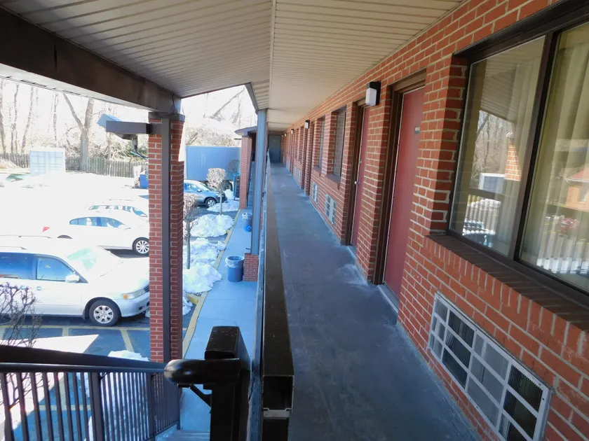 Mounts Motel - Image 1