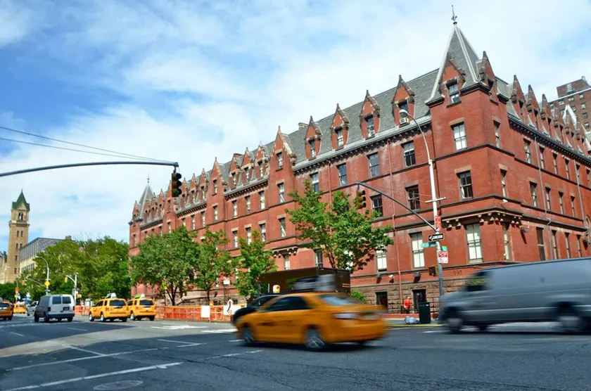 HI New York City Hostel - Image 1