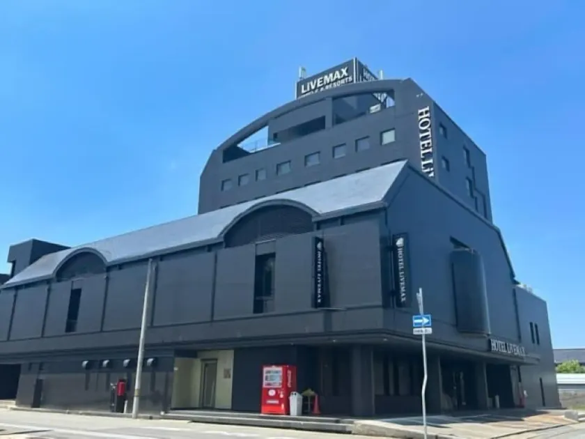 HOTEL LiVEMAX Toyooka - Image 1