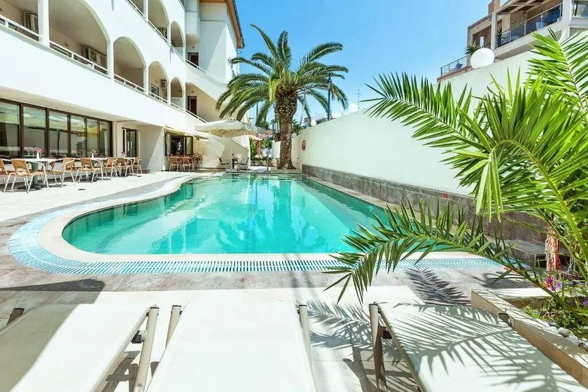Elinotel Polis Hotel - Image 1