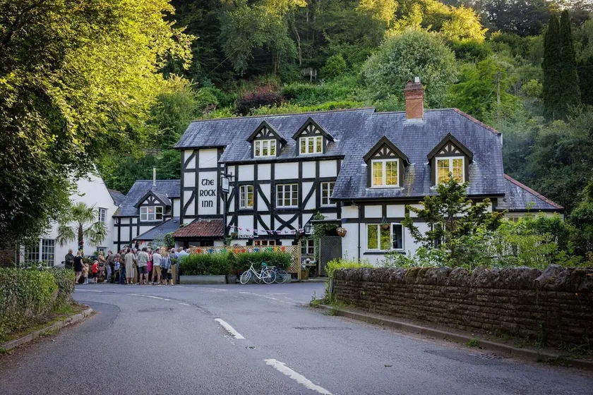 The Rock Inn Hotel, Pub & Restaurant - Image 1