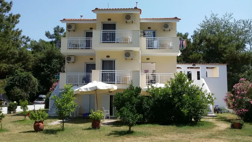 Villa Iris - Image 1