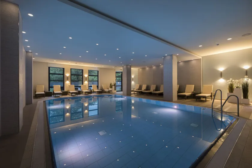 Maritim Hotel Bonn - Image 1
