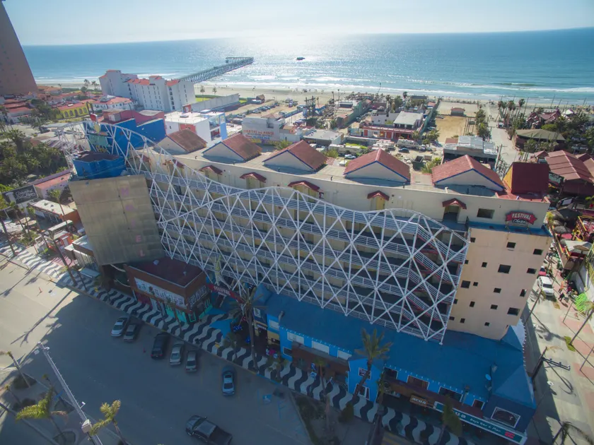 Hotel Festival Plaza Resort - Image 1