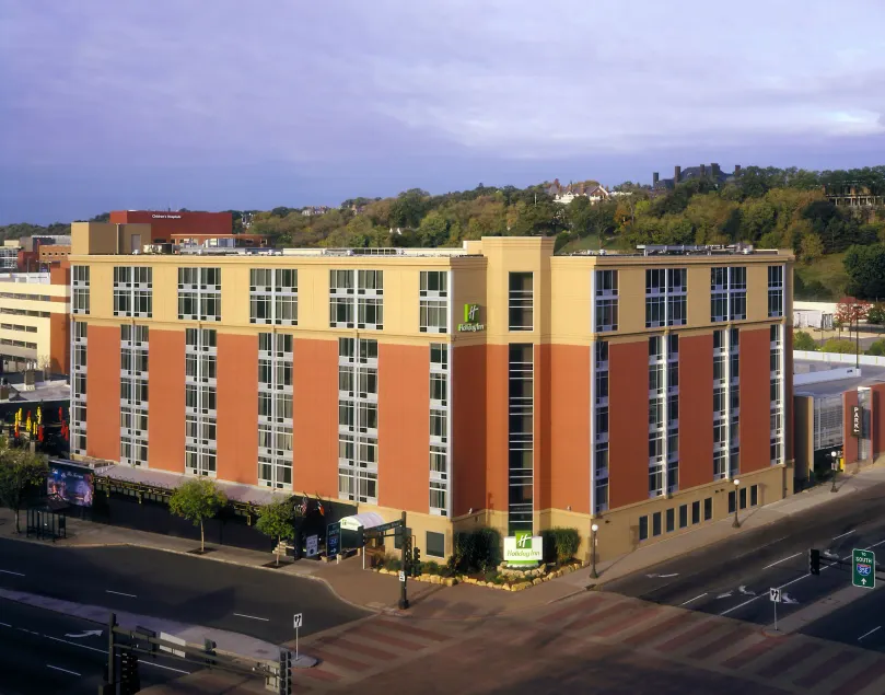 Holiday Inn St. Paul Downtown by IHG - Image 1