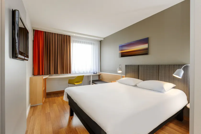 ibis Hotel Frankfurt Messe West - Image 1