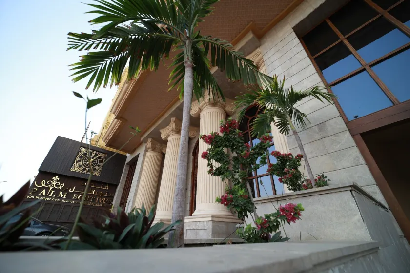 Palm Boutique Hotel - Image 1